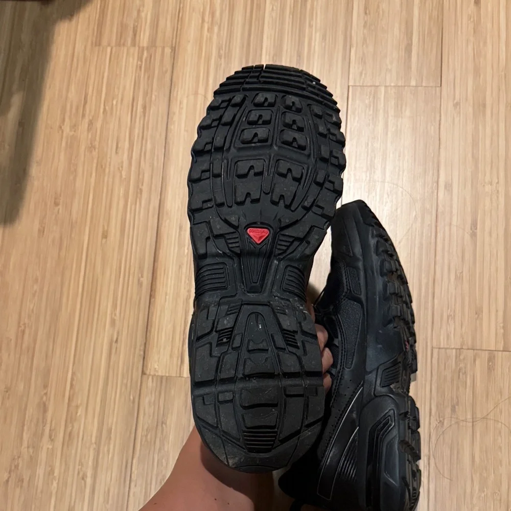 Great condition salomon acs pro size 9 black. Worn less than 10 times - Picture 3 of 3